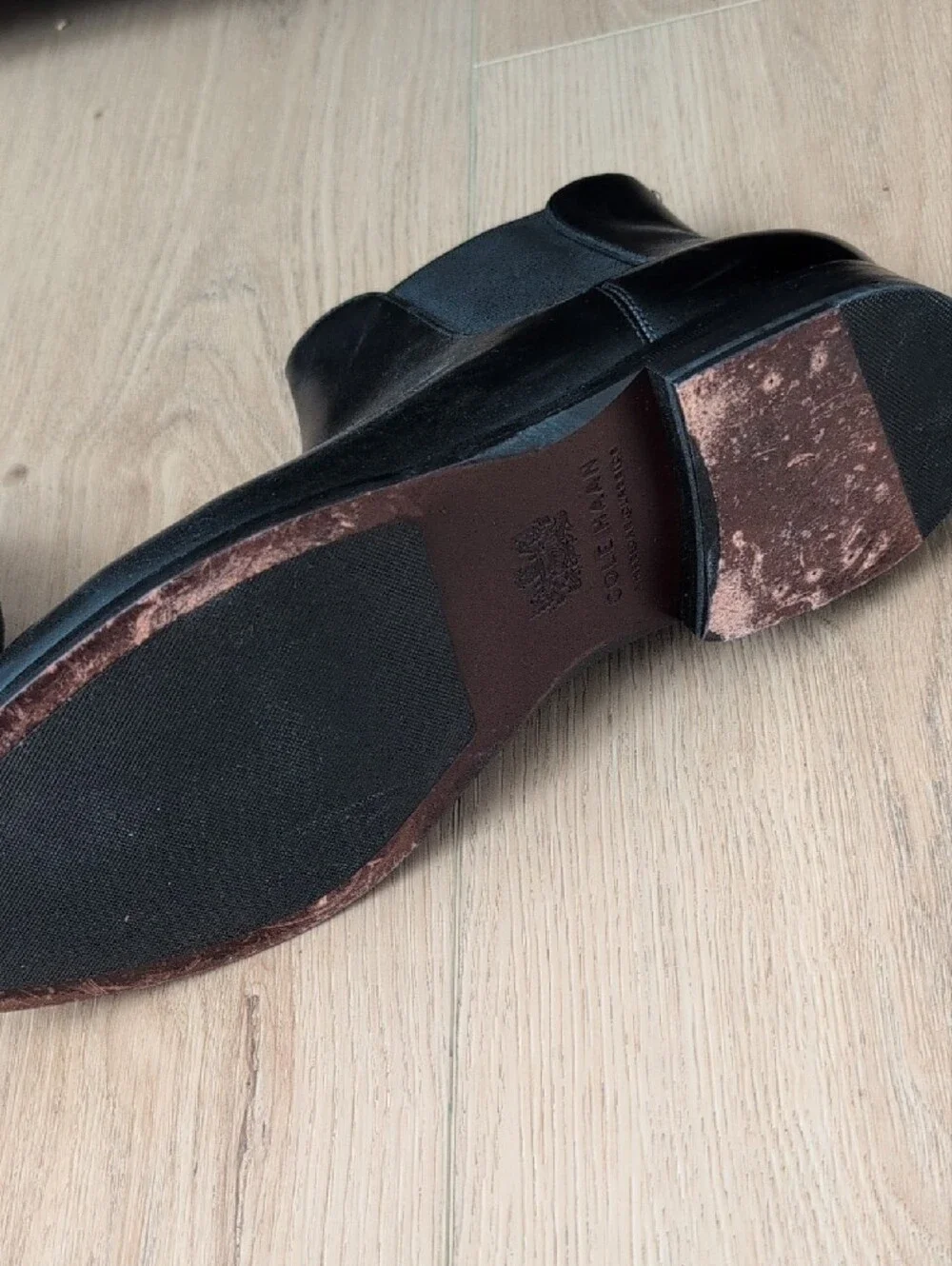 Cole Haan Black Leather Chukka Boots with Tan Lining